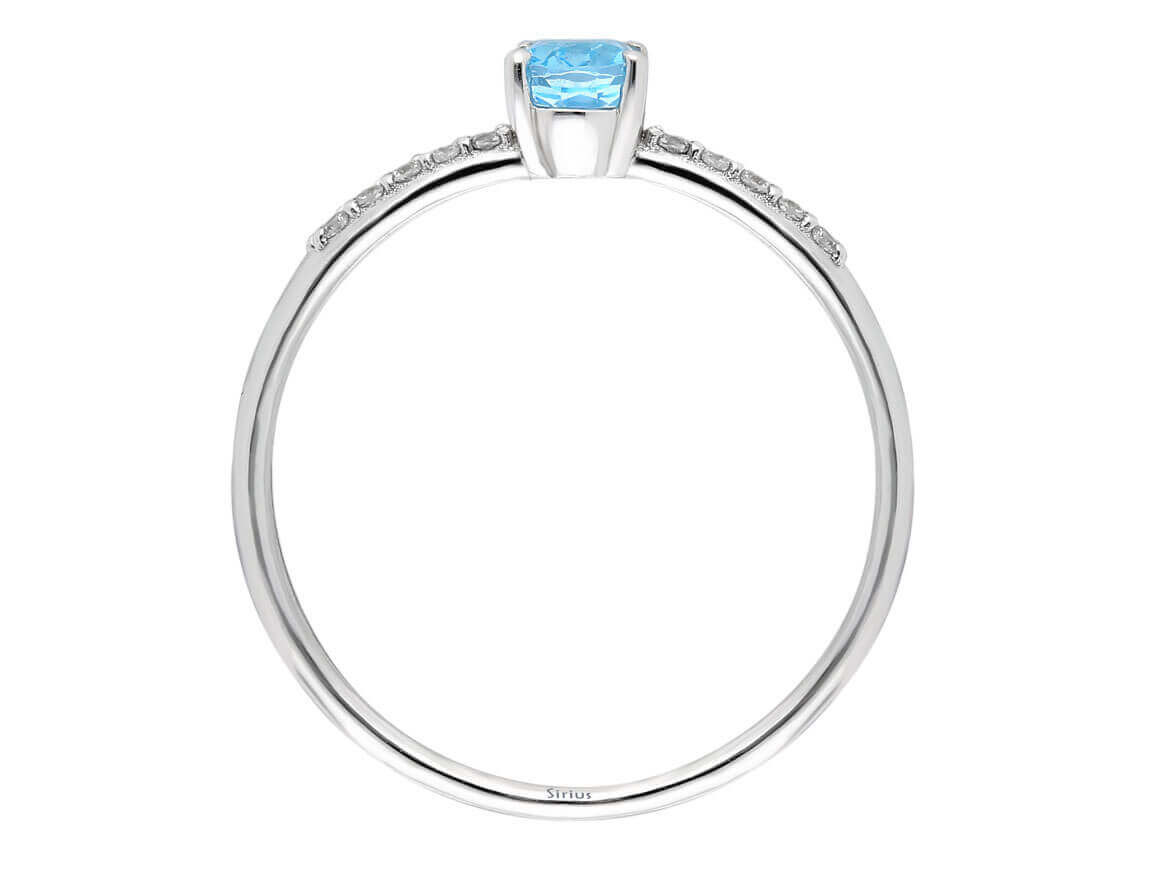 Diamant und Ovaler Blauer Topas Ring - handgefertigter Diamantschmuck aus Feingold | Sirius Diamant