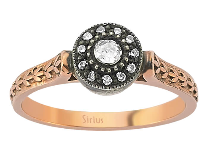 Rose-cut diamond ring in 8-carat red gold