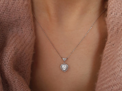 Diamant und Herz-Schliff Weißer Topas Collier