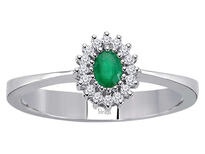 Diamond and oval emerald ring in 333 8 K white gold