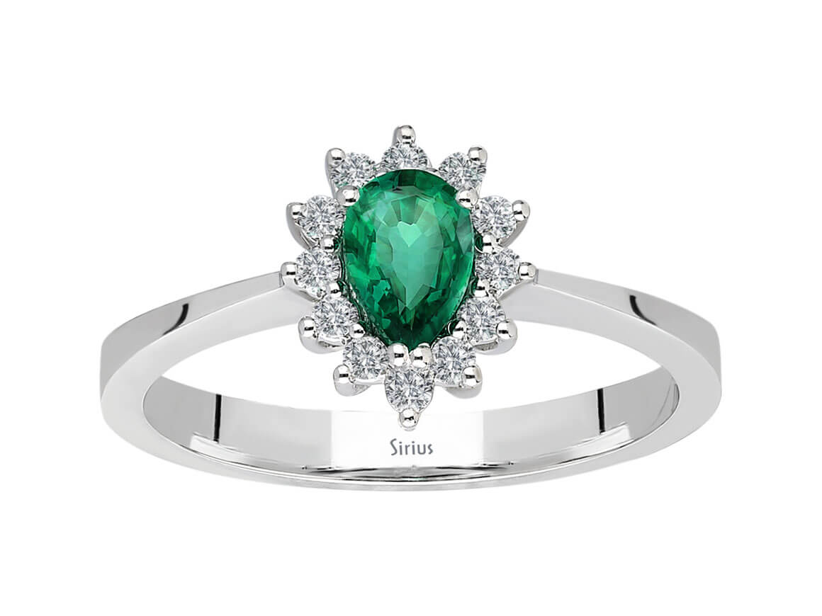 Diamond and drop emerald ring in 333 8K white gold