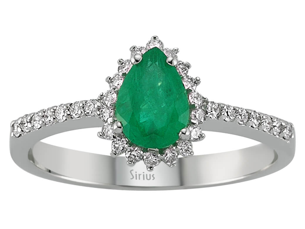 Diamond and drop emerald ring in 14 K white gold