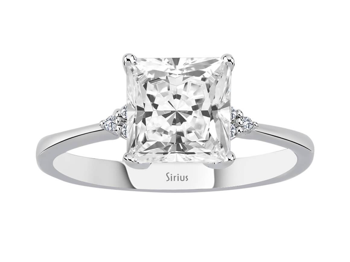 Ring with diamond and white topaz in white gold