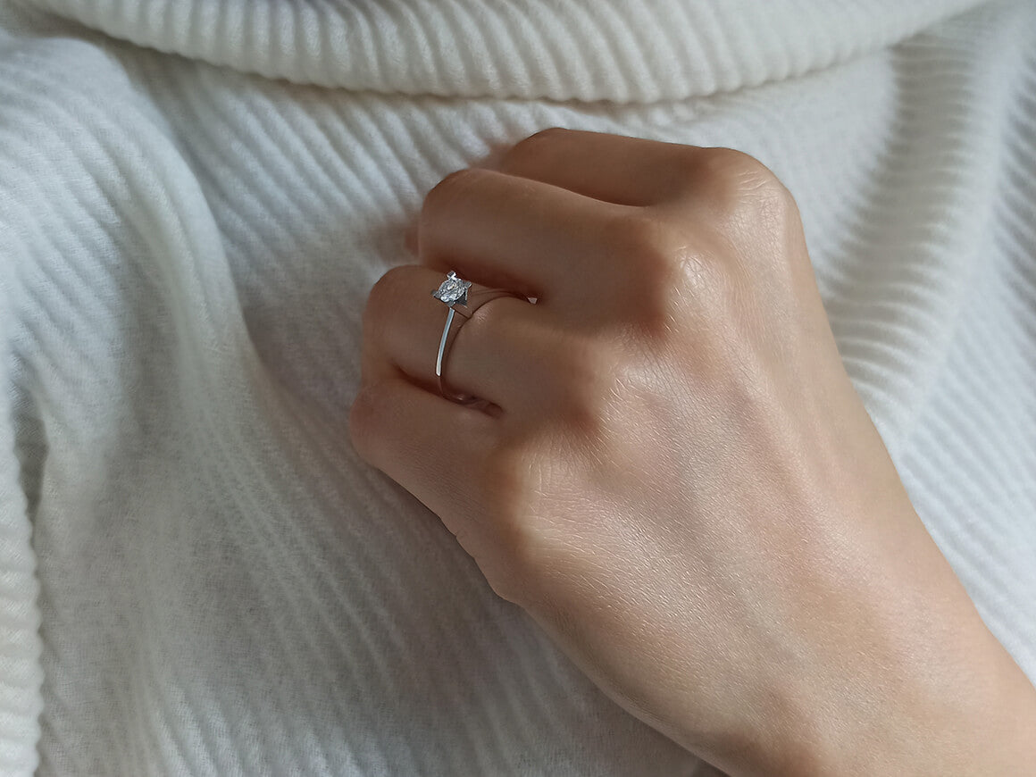 0.30 carat diamond solitaire ring