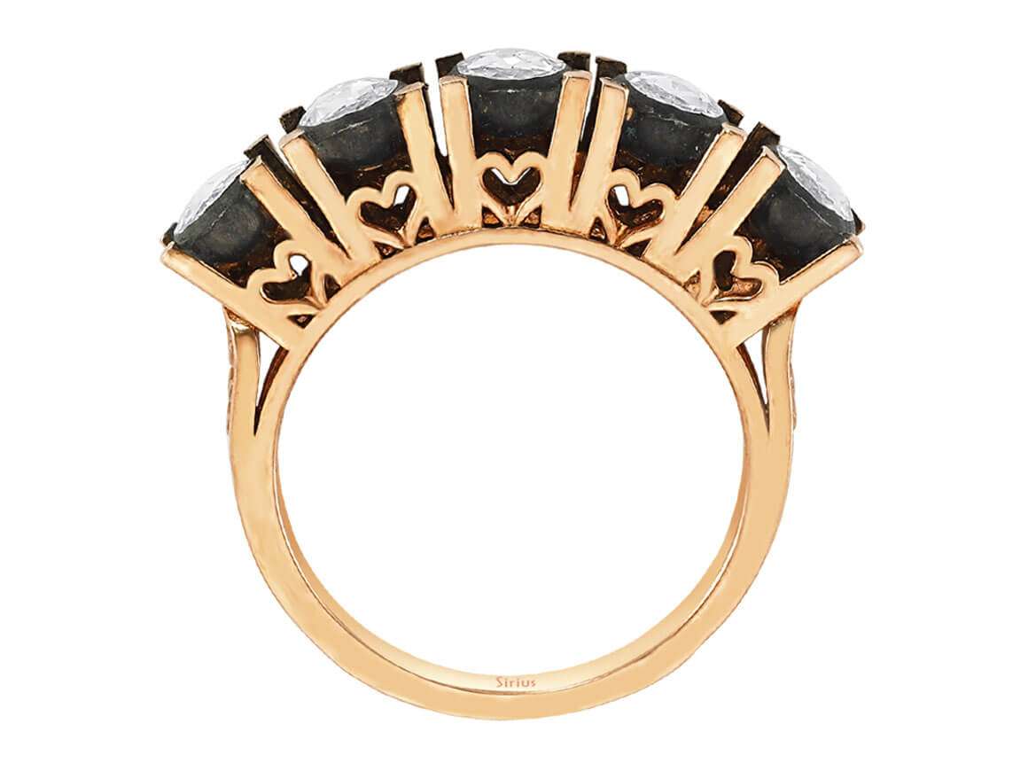 0,71 Karat Diamant-Fünfsteinring – handgefertigter Diamantschmuck aus Feingold | Sirius Diamant