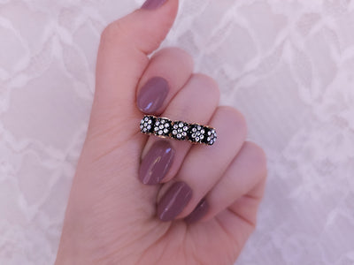 Diamond bouquet ring