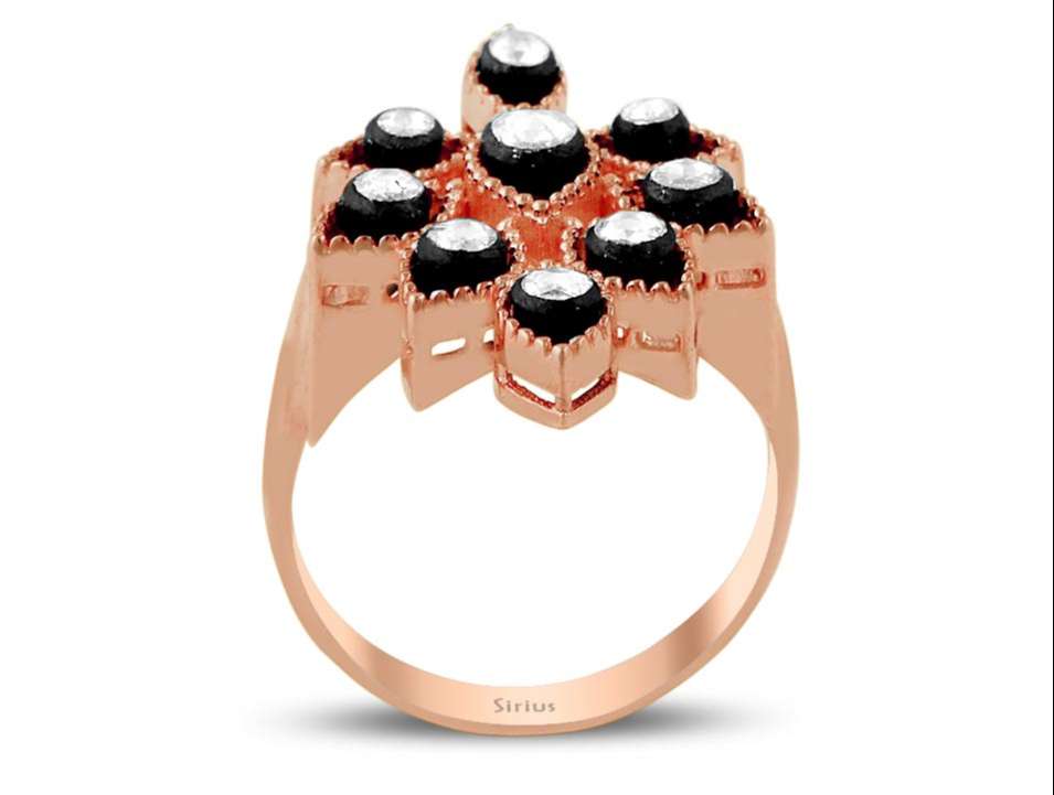 Diamant-Traubenring - handgefertigter Diamantschmuck aus Feingold | Sirius Diamant