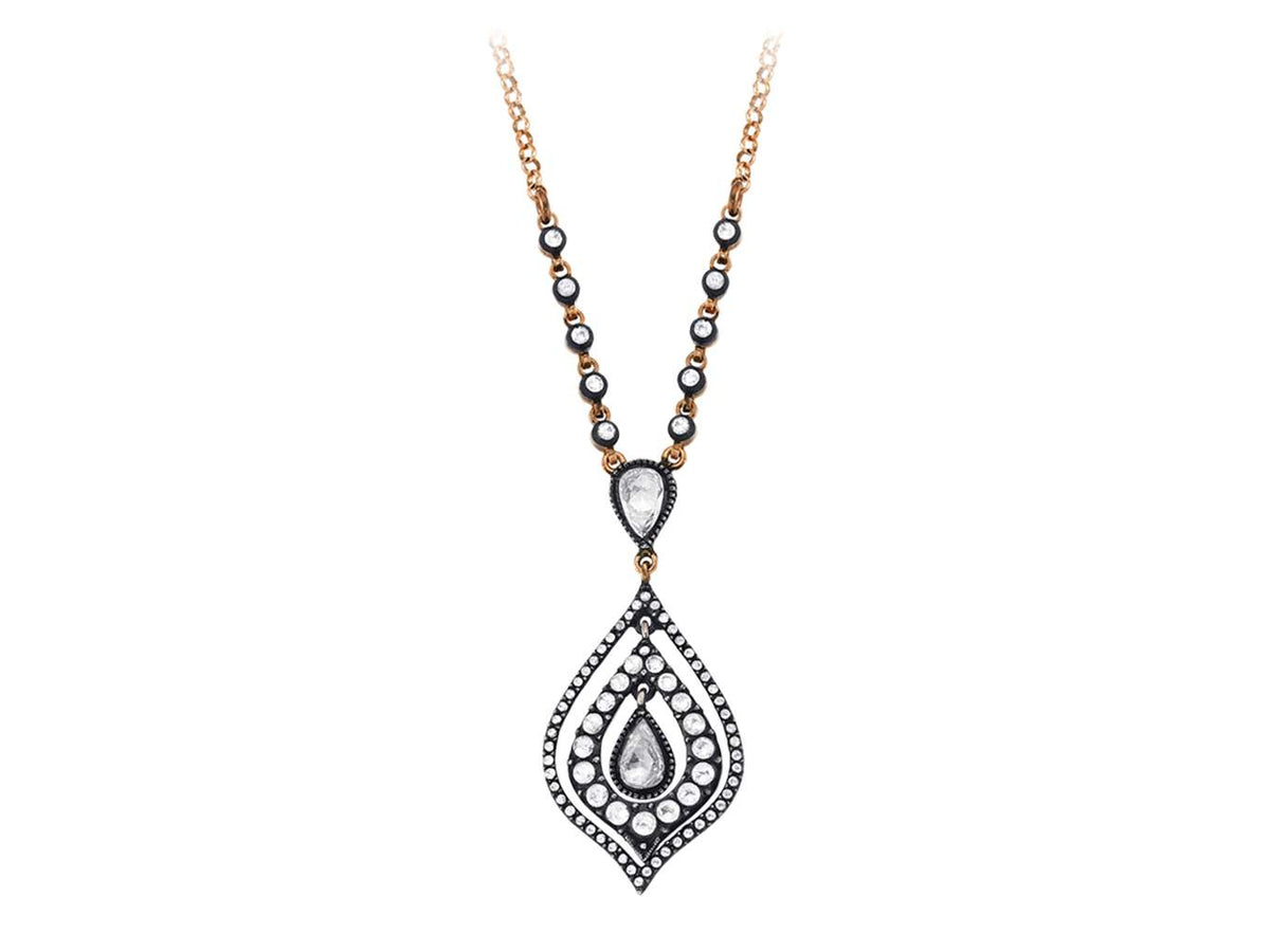 Halskette mit Diamanten und Flammentropfen - handgefertigter Diamantschmuck aus Feingold | Sirius Diamant