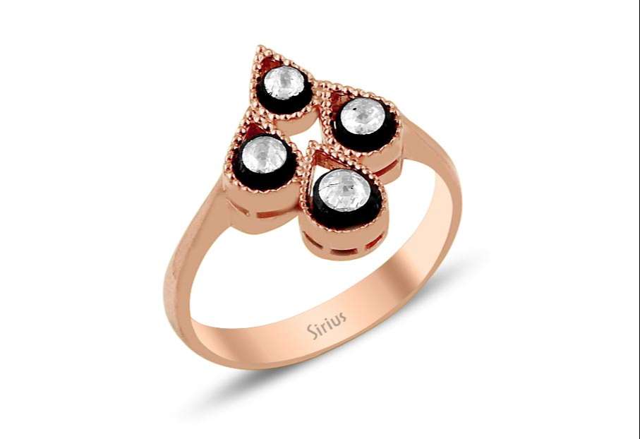 Diamant-Kleeblattring – handgefertigter Diamantschmuck aus Feingold | Sirius Diamant