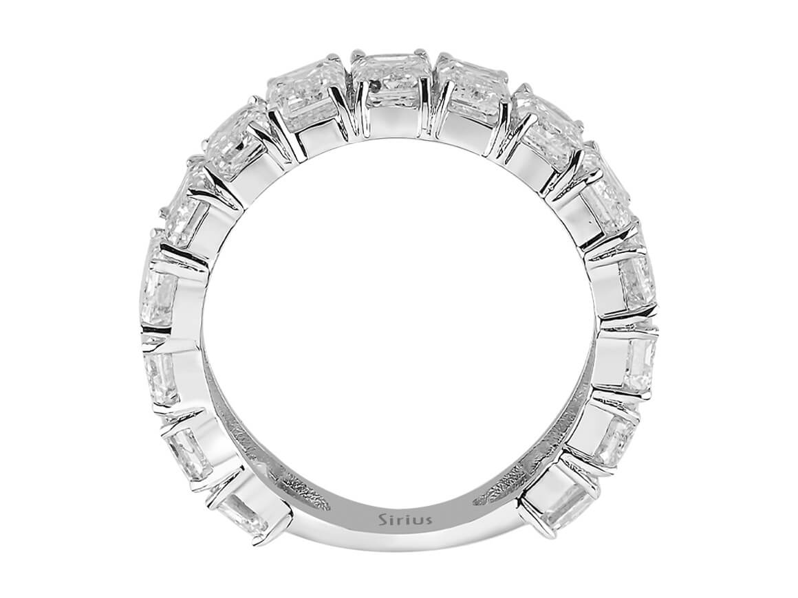 Smaragd-Schliff Weißtopas Memoryring - handgefertigter Diamantschmuck aus Feingold | Sirius Diamant
