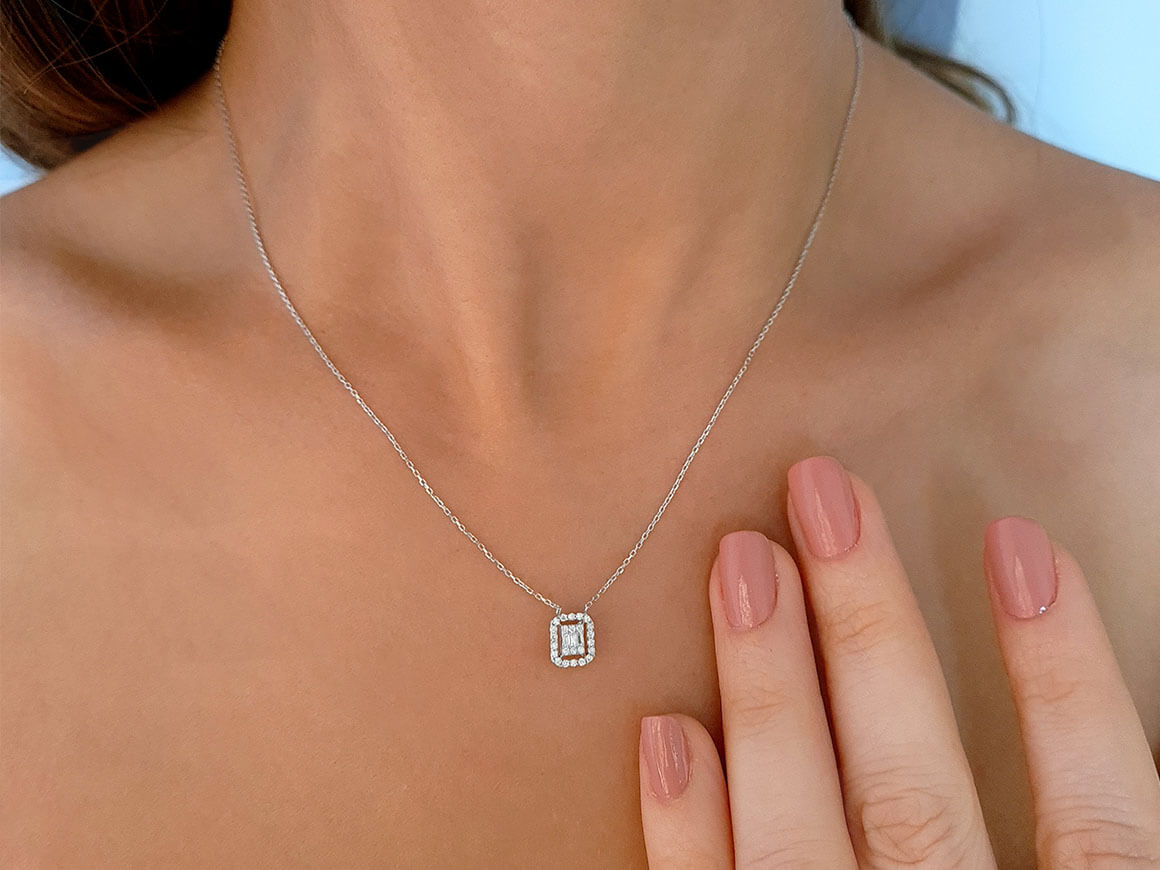 F Farbe 0,15 Carat Baguette Diamant Collier - handgefertigter Diamantschmuck aus Feingold | Sirius Diamant