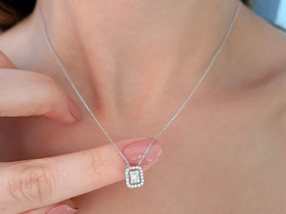 F Farbe 0,15 Carat Baguette Diamant Collier - handgefertigter Diamantschmuck aus Feingold | Sirius Diamant