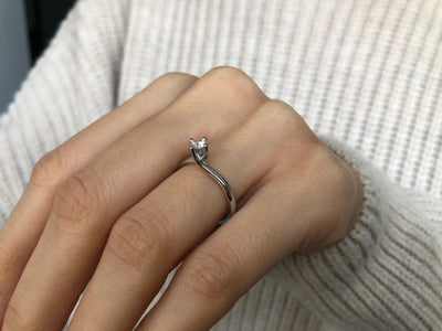Bague solitaire en diamant de 0,17 carat
