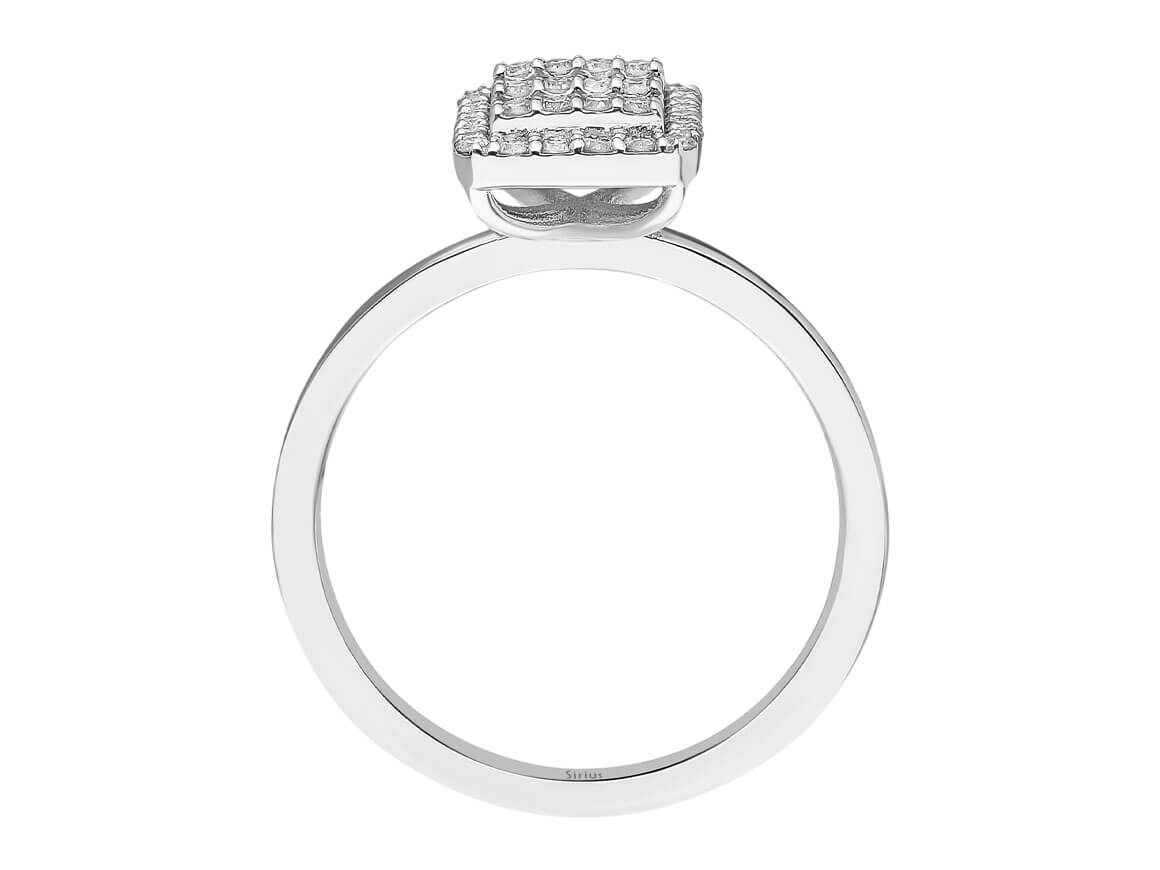 F Color 0.38 Carat Diamond Baguette Ring