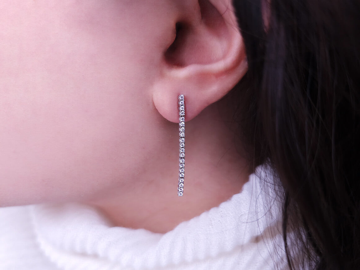 0,47 Karat Diamant Tennis Ohrhänger in 14 Karat Weißgold - handgefertigter Diamantschmuck aus Feingold | Sirius Diamant