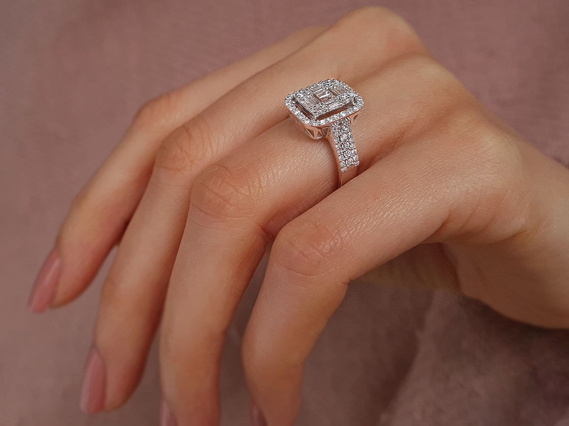 1.13 carat diamond baguette ring