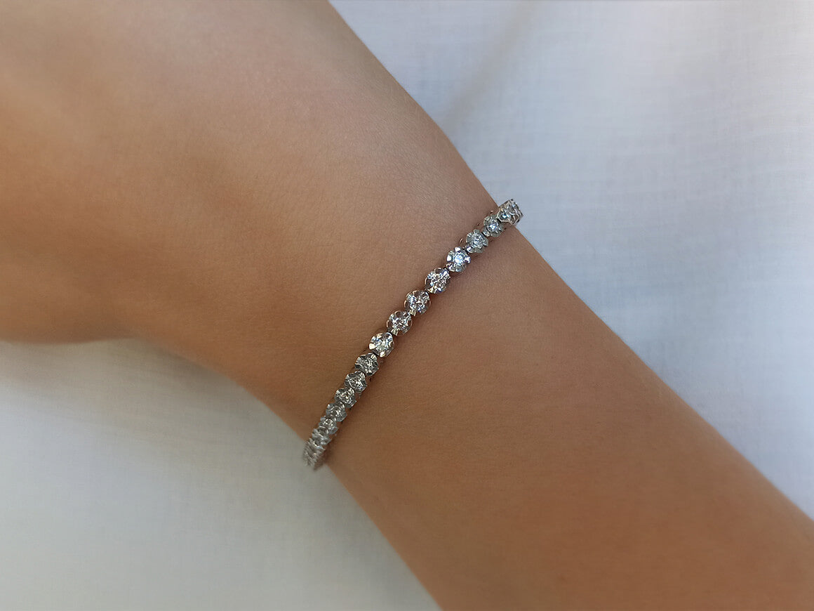 1,80 Carat Diamant Tennis Armband in 14 K Weißgold - handgefertigter Diamantschmuck aus Feingold | Sirius Diamant