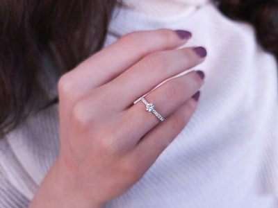 F-color, total 0.37 carat diamond solitaire ring