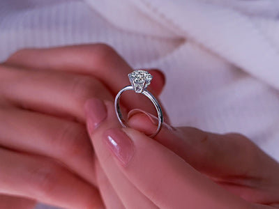 0.97 total carat diamond solitaire ring in 14 carat white gold