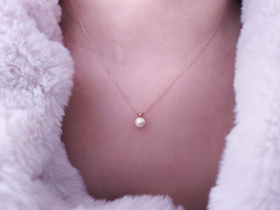 Fairytale diamond pearl necklace