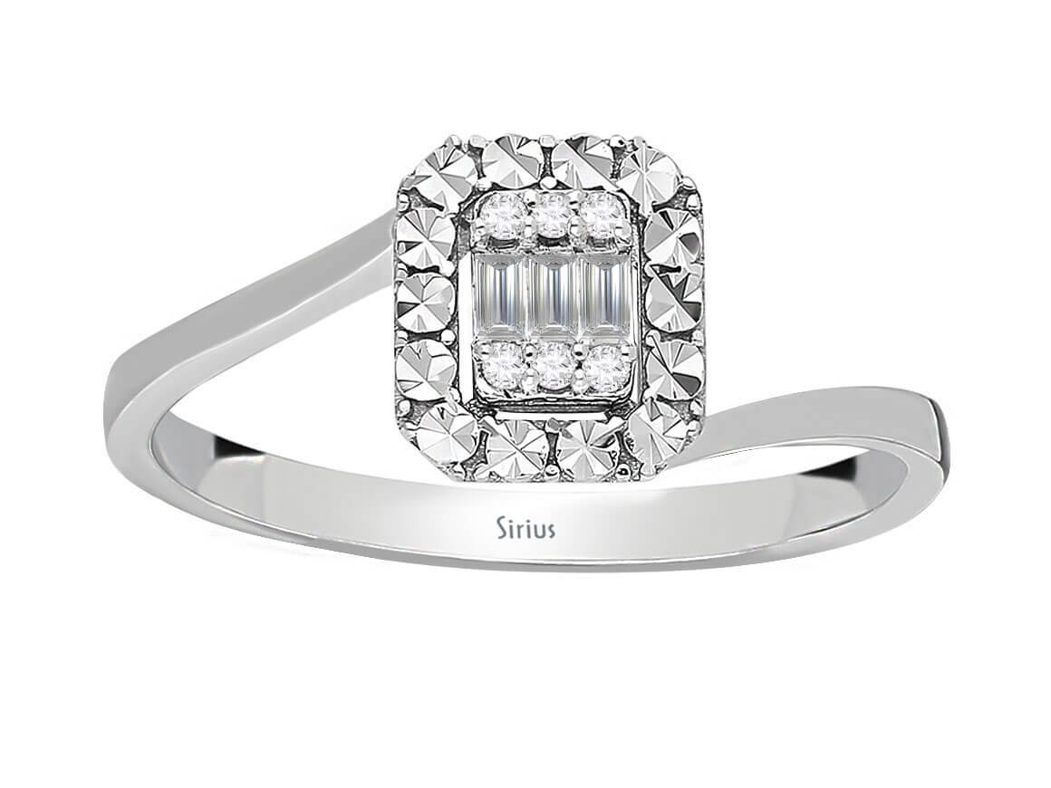 Diamond light crown baguette ring