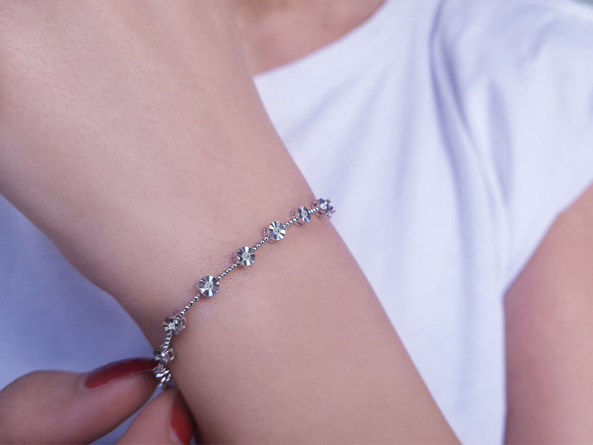 Bracelet tennis diamant effet lumineux