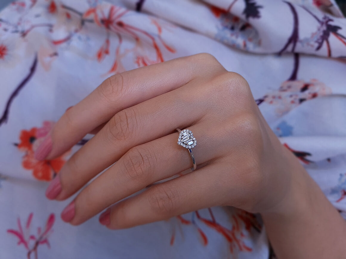 F Color 0.20 Carat Baguette Diamond Heart Ring
