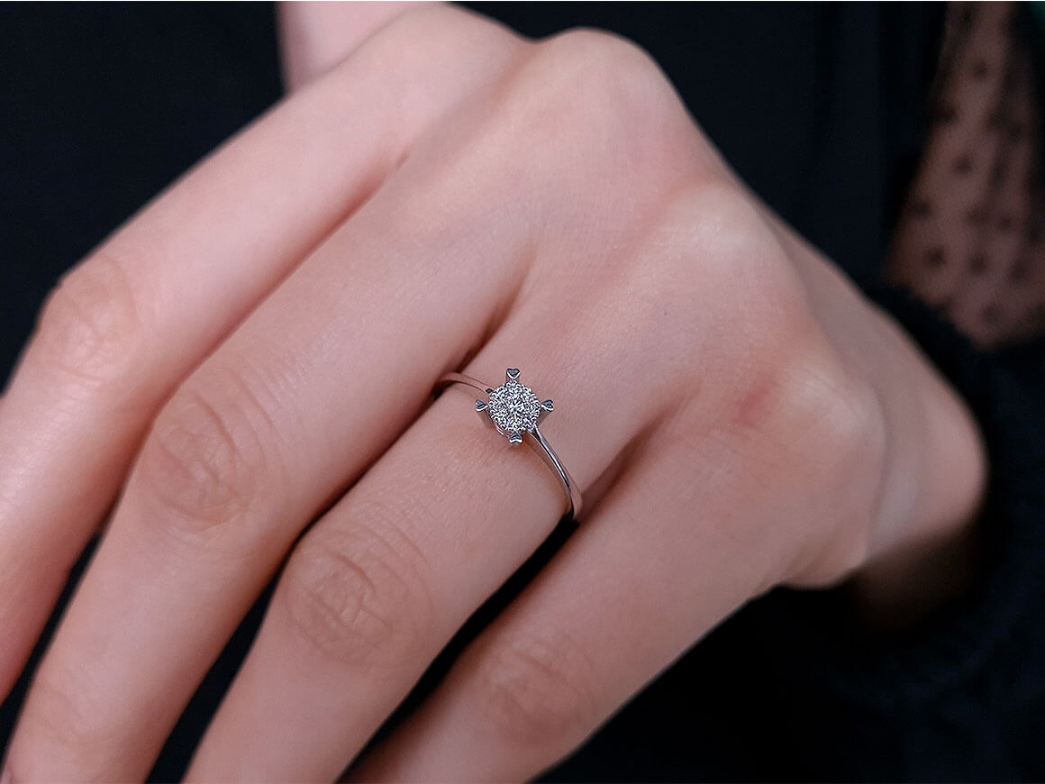 0.40 carat heart-shaped diamond ring