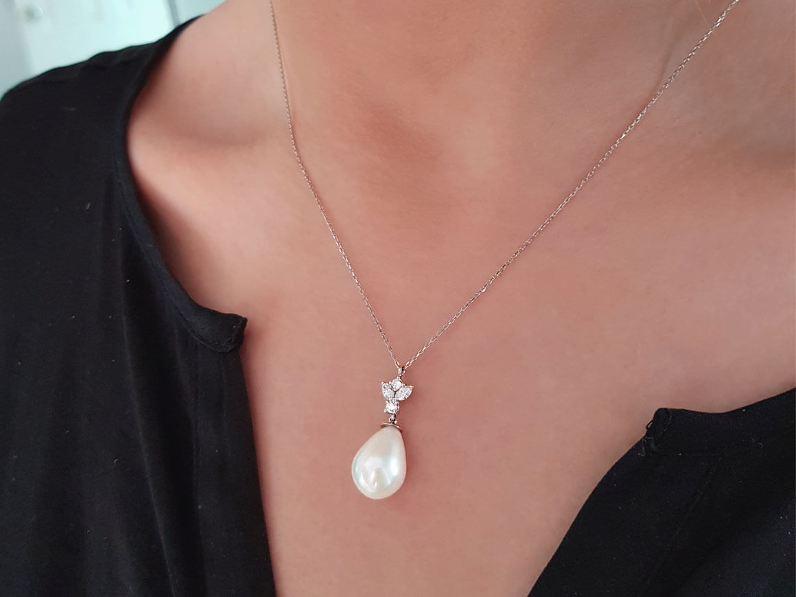Marquise Diamant und Perle Schmuckset in 585er 14 Karat Weißgold – handgefertigter Diamantschmuck aus Feingold | Sirius Diamant