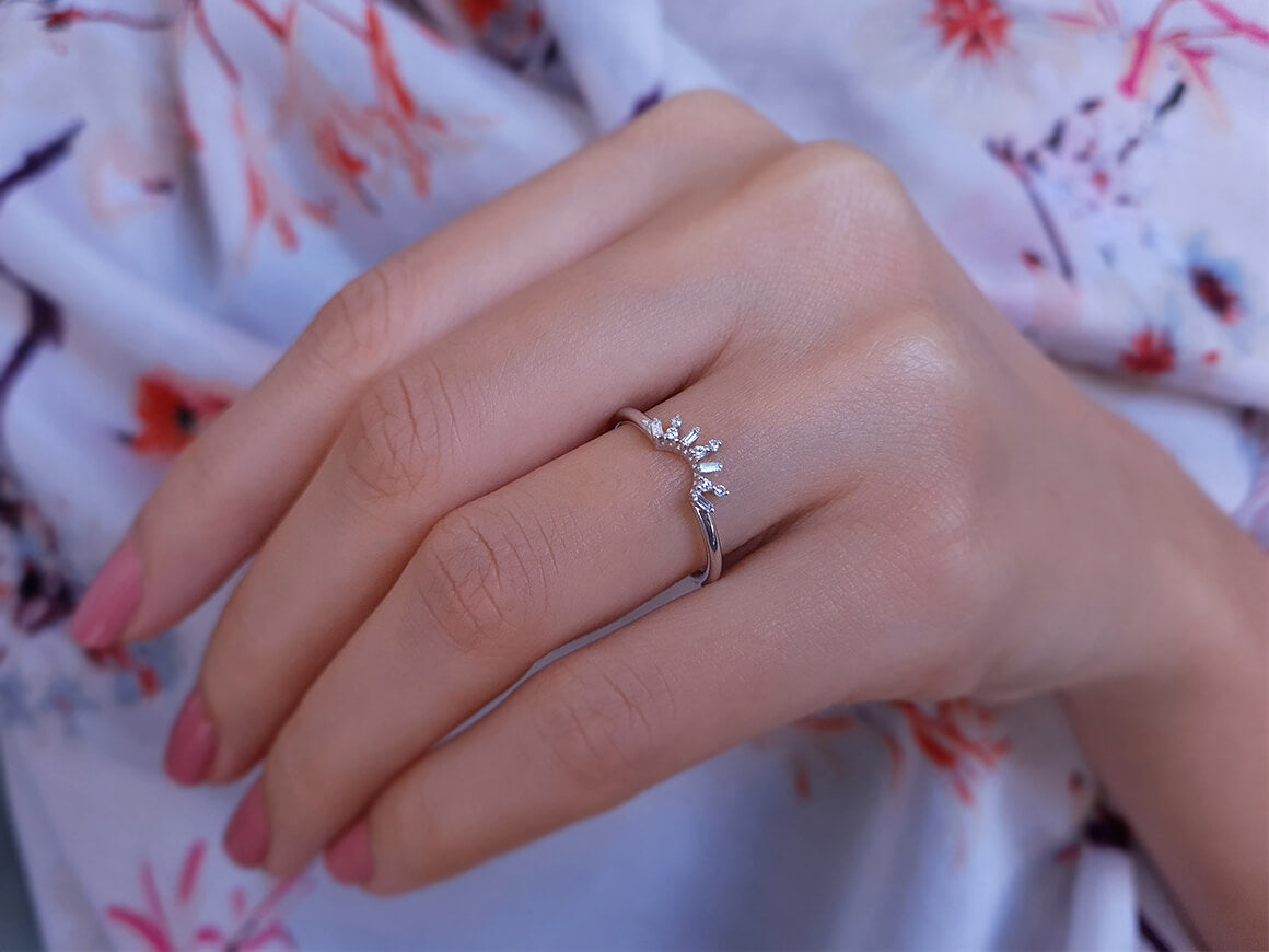 Baguette Diamond Mezzaluna Ring