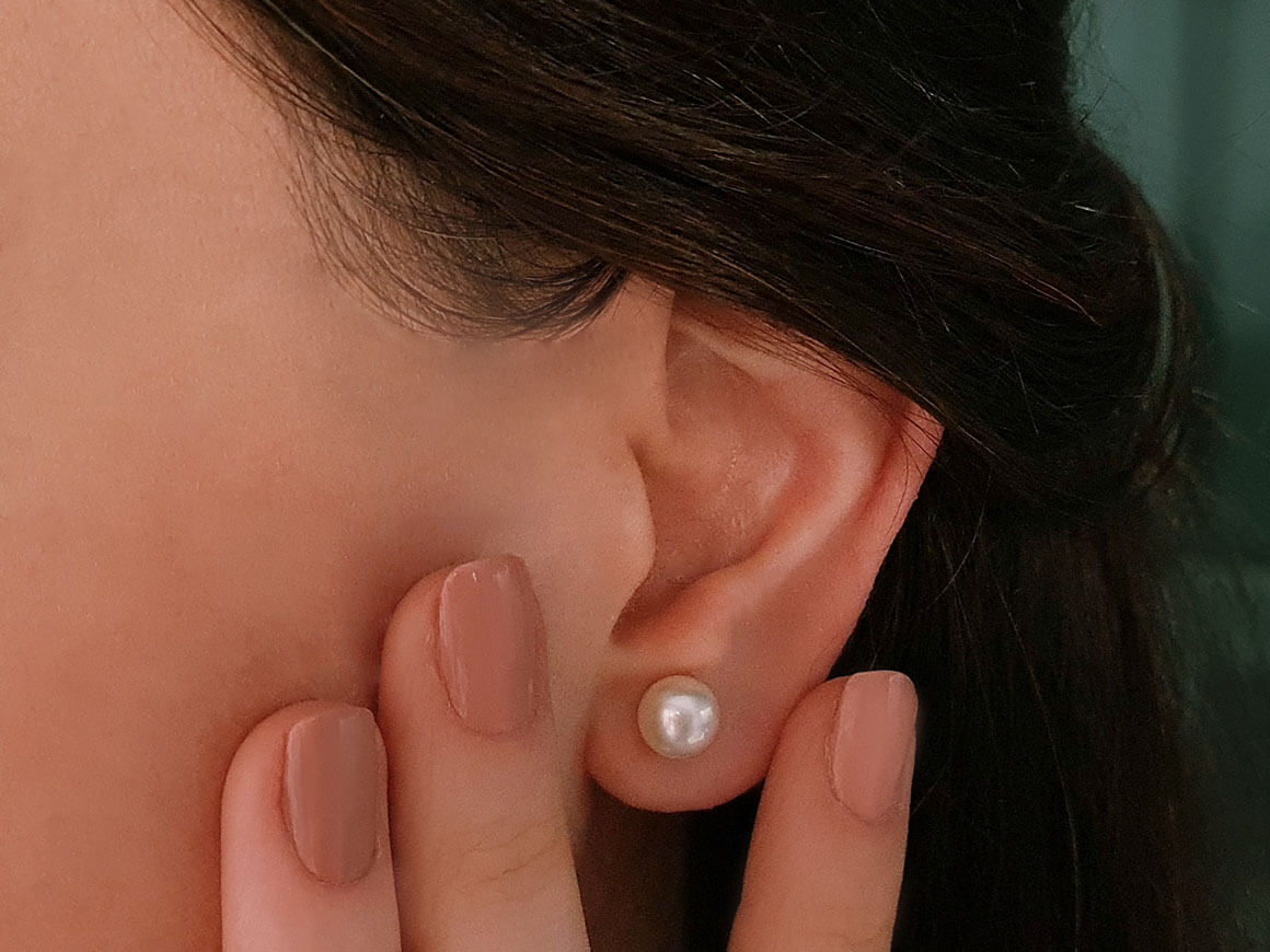 5.56 ct. natural pearl stud earrings in 14K yellow gold