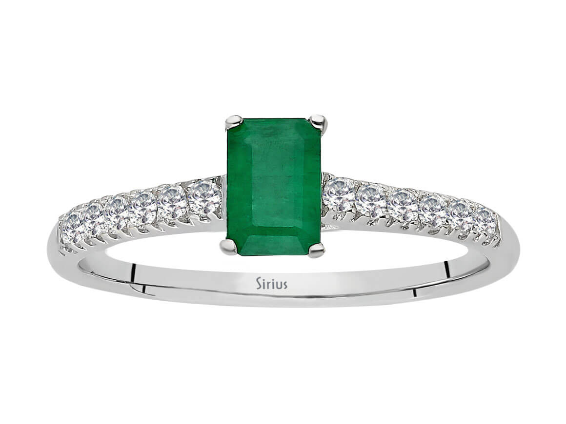 Diamant und Oktagon Smargd Ring - handgefertigter Diamantschmuck aus Feingold | Sirius Diamant