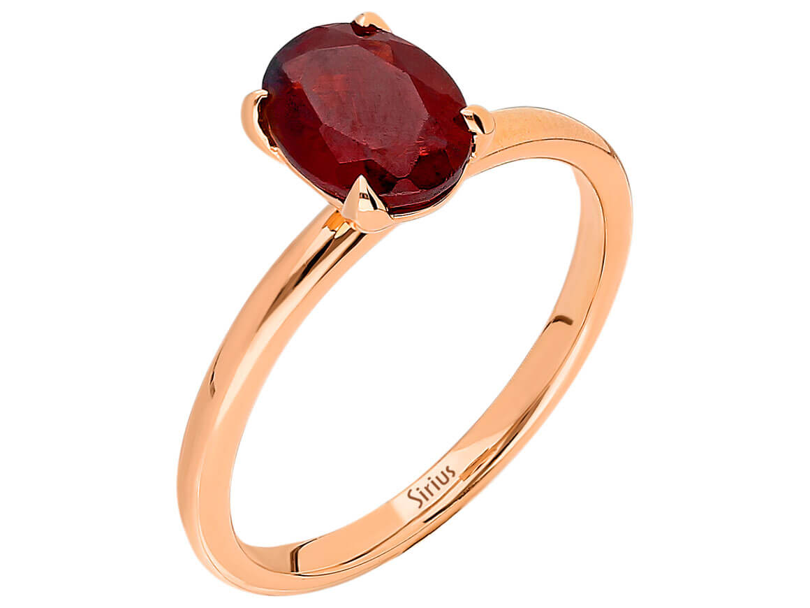 Oval Schliff Garnet Solitaire Ring - handgefertigter Diamantschmuck aus Feingold | Sirius Diamant