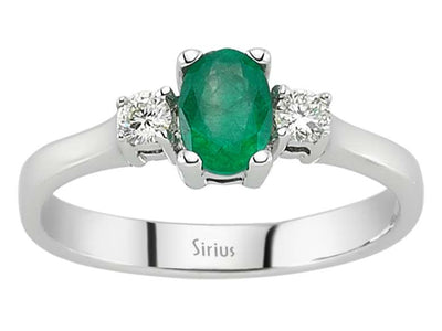 Diamond and oval emerald ring in 14K gold