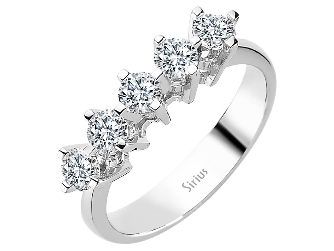 0,96 Carat 5 Diamanten Allianz in 585er 14 K Weißgold - handgefertigter Diamantschmuck aus Feingold | Sirius Diamant