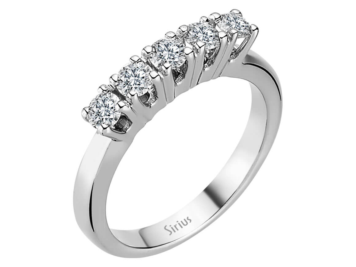 0,65 Carat Diamant 5 Diamanten Allianz in 585er 14 K Weißgold – handgefertigter Diamantschmuck aus Feingold | Sirius Diamant
