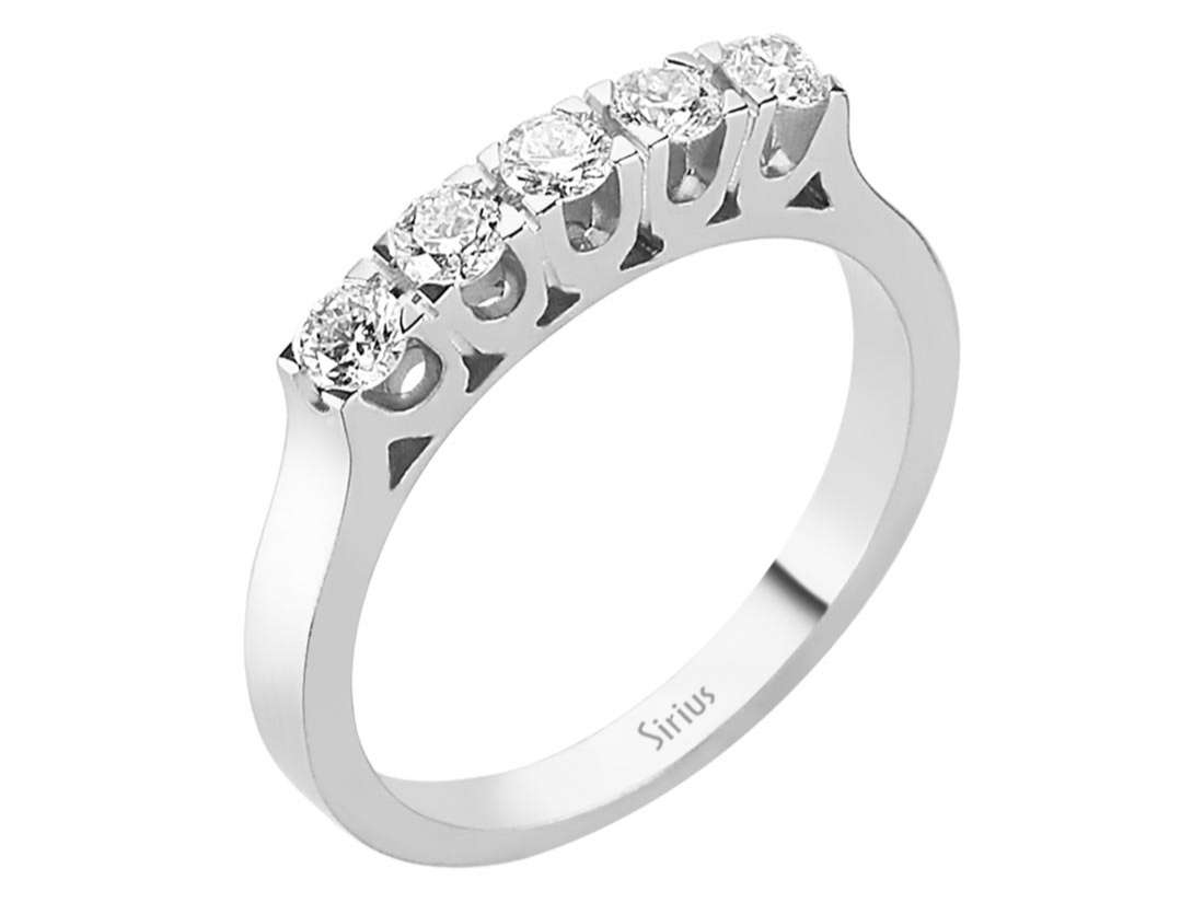 0,38 Karat Diamant 5 Diamanten Allianz in 585er 14 K Weißgold - handgefertigter Diamantschmuck aus Feingold | Sirius Diamant