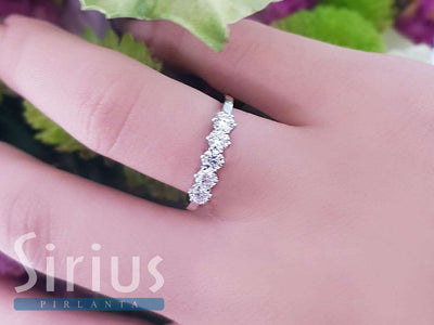 0.60 carat 5 diamond alliance