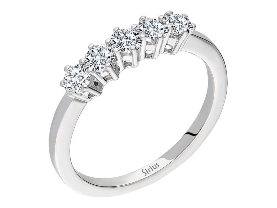 0,60 Carat 5 Diamanten Allianz - handgefertigter Diamantschmuck aus Feingold | Sirius Diamant