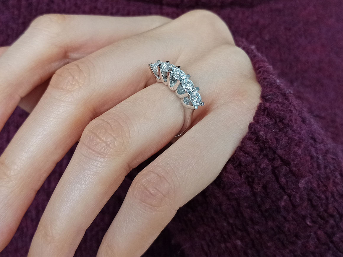 1.52 Carat Diamond 5 Stone Alliance