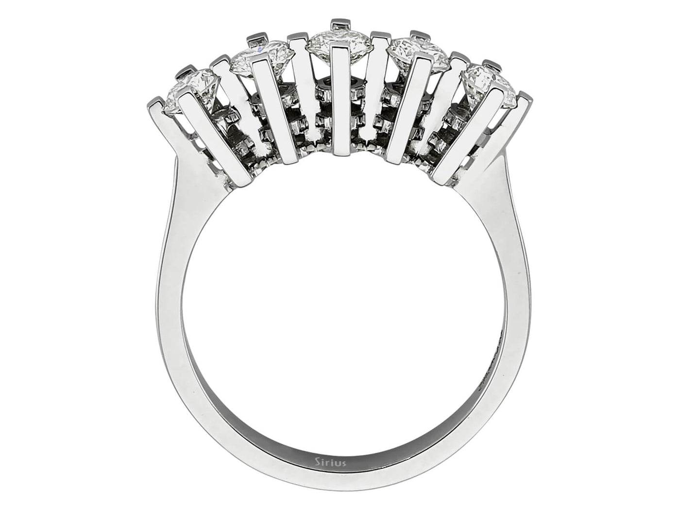 G-color 0.90 carat diamond ring with 5 stones