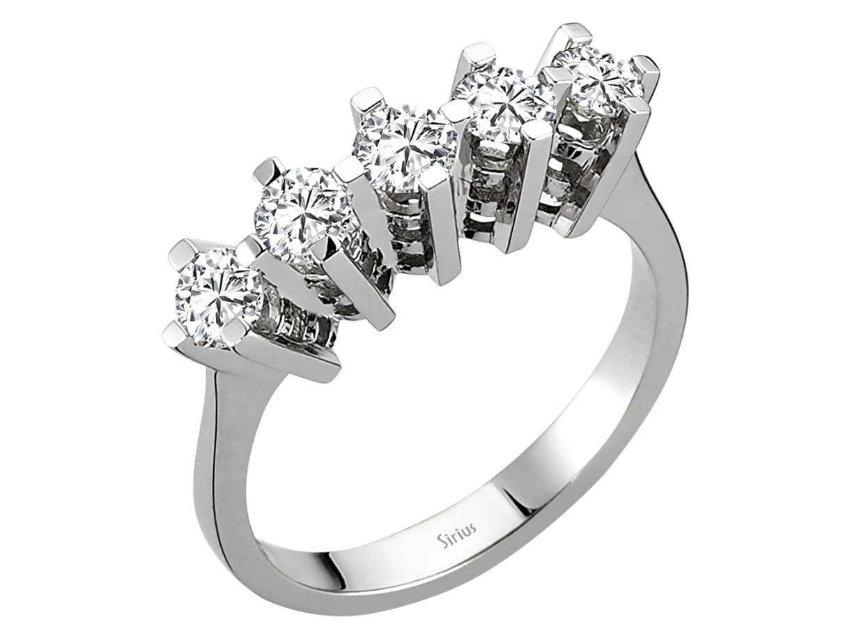 G-color 0.90 carat diamond ring with 5 stones