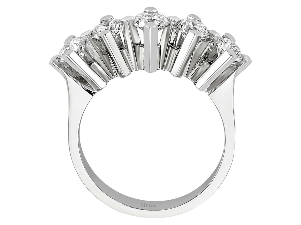 1,56 Karat 5 Diamanten Allianz - handgefertigter Diamantschmuck aus Feingold | Sirius Diamant