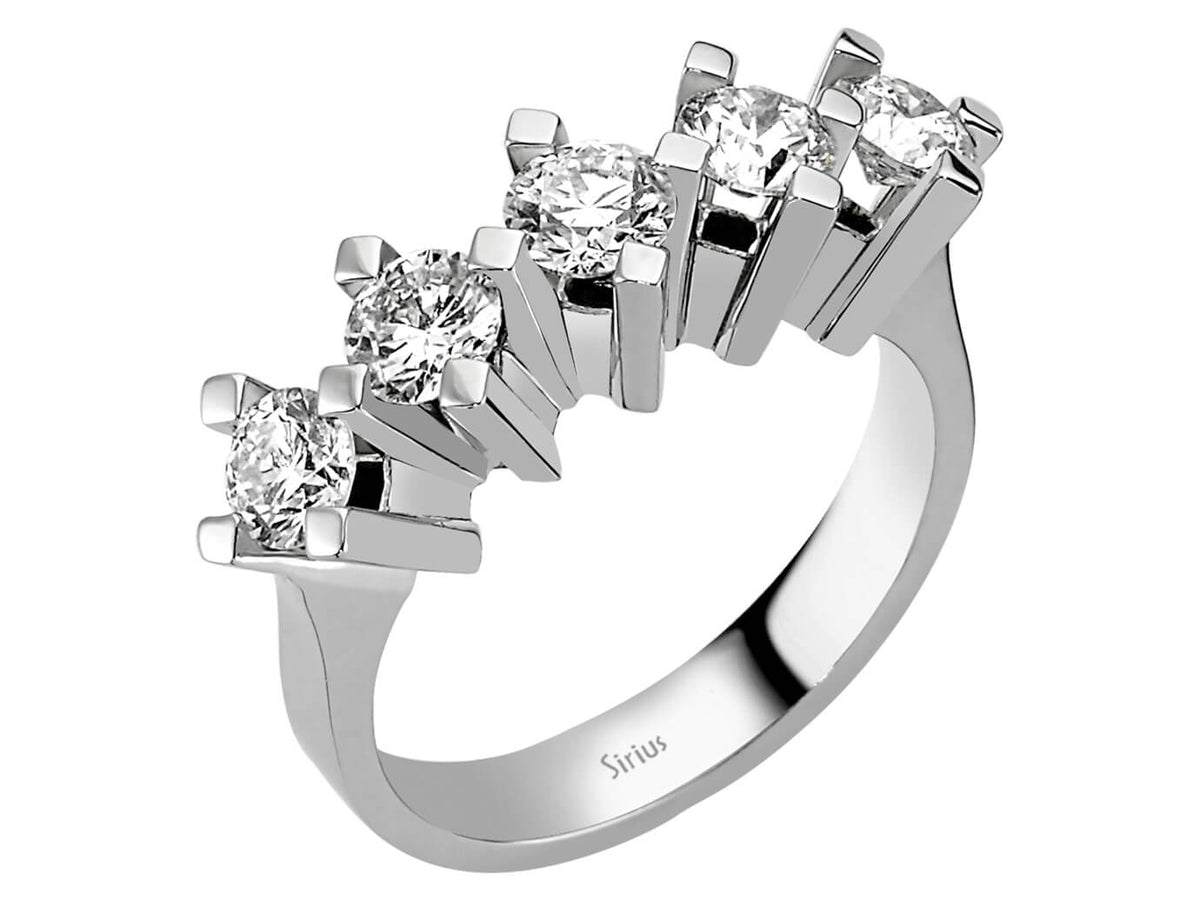 1,56 Karat 5 Diamanten Allianz - handgefertigter Diamantschmuck aus Feingold | Sirius Diamant