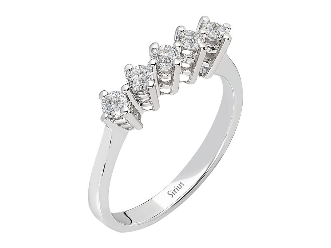 0,38 Karat Diamant 5 Diamanten Allianz - handgefertigter Diamantschmuck aus Feingold | Sirius Diamant