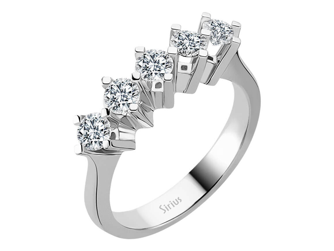 0,93 Karat Diamant 5 Diamanten Allianz - handgefertigter Diamantschmuck aus Feingold | Sirius Diamant