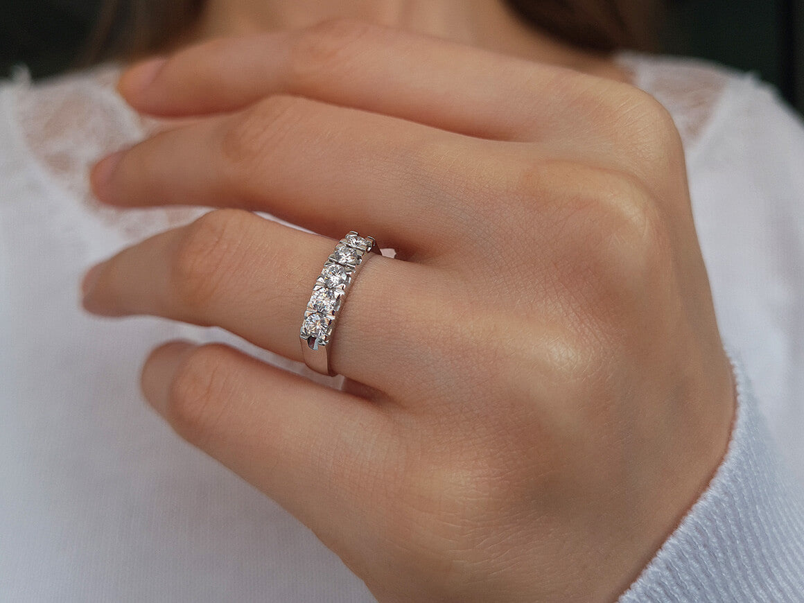Alliance de 5 diamants en diamant de 0,47 carat