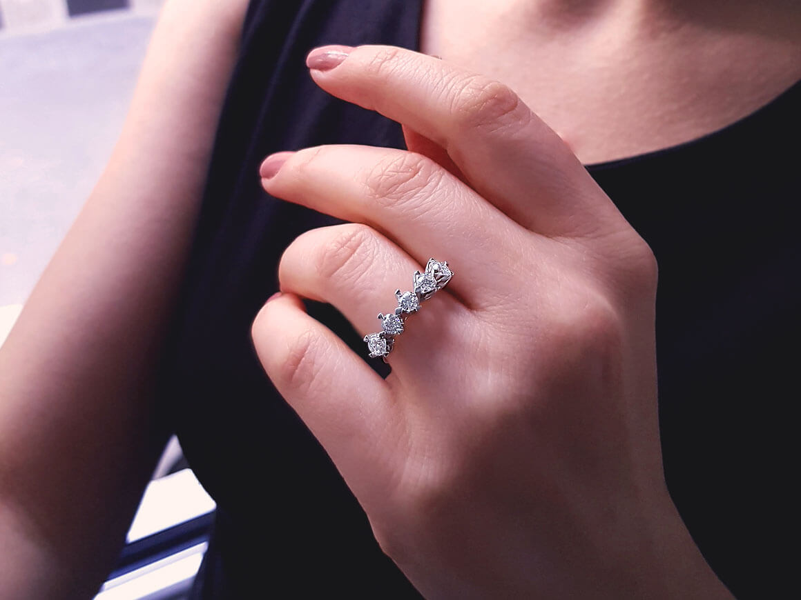 Alliance 5 diamants de 1,00 carat