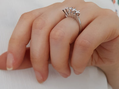 0.27 carat diamond 5 stone alliance