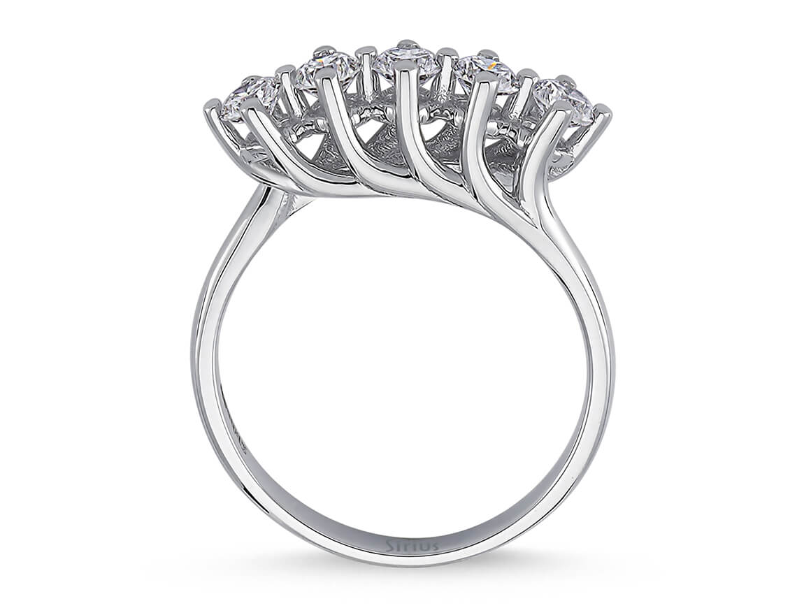 0,70 Carat Diamant 5 Diamanten Allianz - handgefertigter Diamantschmuck aus Feingold | Sirius Diamant